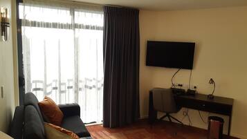 Family Apartment, Multiple Beds | Living area
