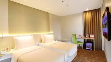 Premium bedding, minibar, in-room safe, desk