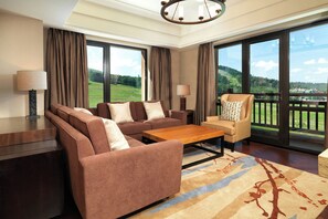 1 Schlafzimmer, hochwertige Bettwaren, Daunenbettdecken