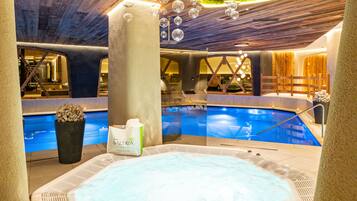 Bain à remous intérieur