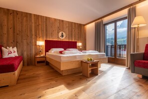 Classic Double Room, Balcony | Room amenity - Saltria - your Alpine experience (Castelrotto)