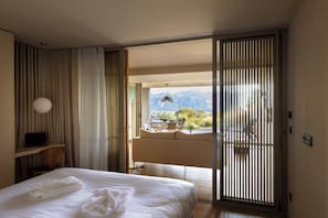 Appartement Prestige Vue Mer 2/4 | 1 bedroom, in-room safe, individually decorated, individually furnished - Domaine Santa Giulia Palace (Porto-Vecchio)