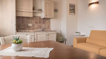 Monolocale Classic, bagno privato (Vento) | Cucina privata