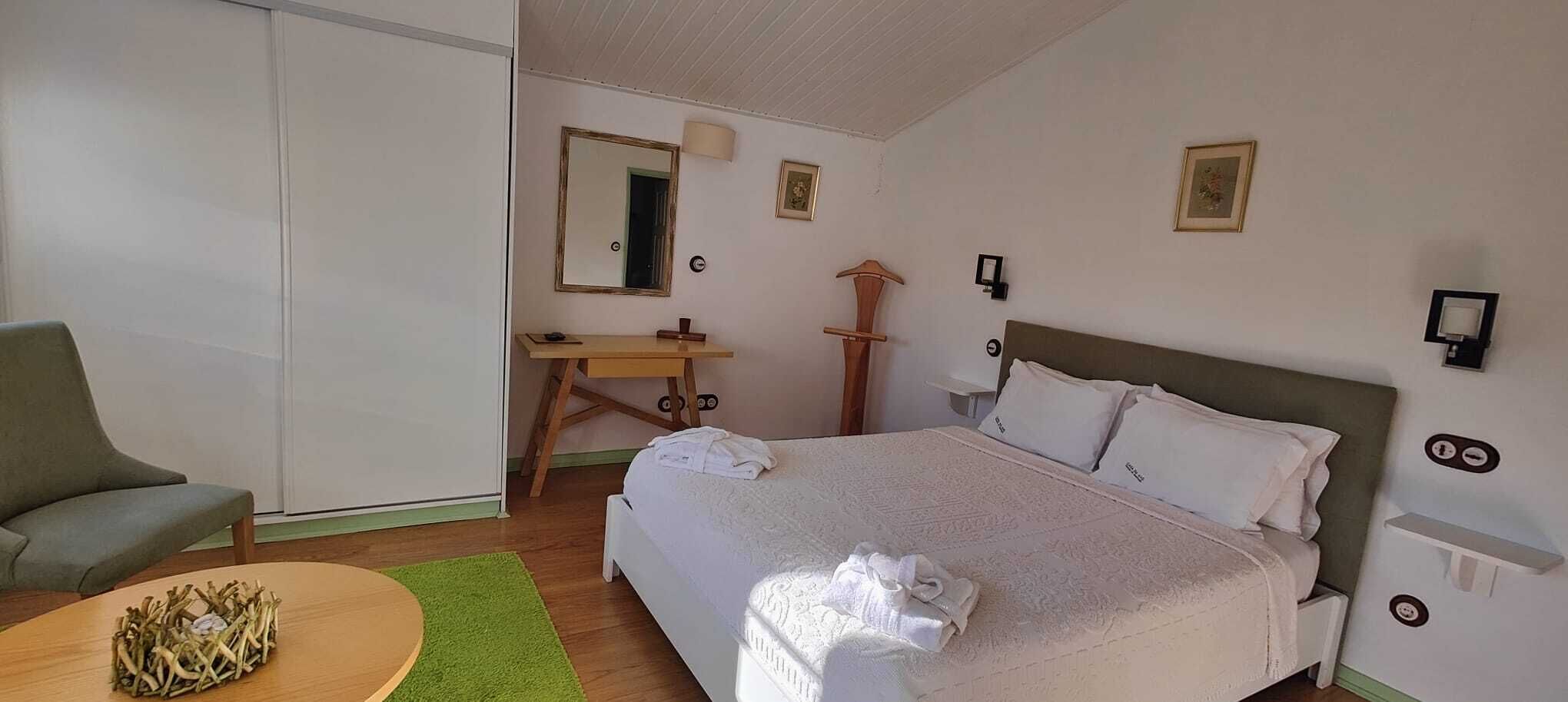 Dobbeltværelse til 1 person - privat badeværelse | Skrivebord, gratis Wi-Fi, sengetøj
