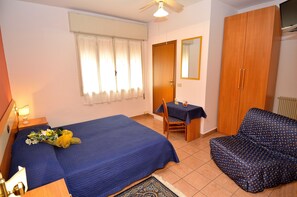 Desk, free WiFi, bed sheets - Hotel Amba Alagi (Mestre)