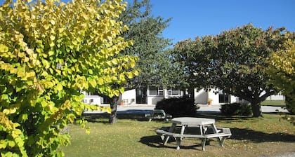 Cromwell Motel