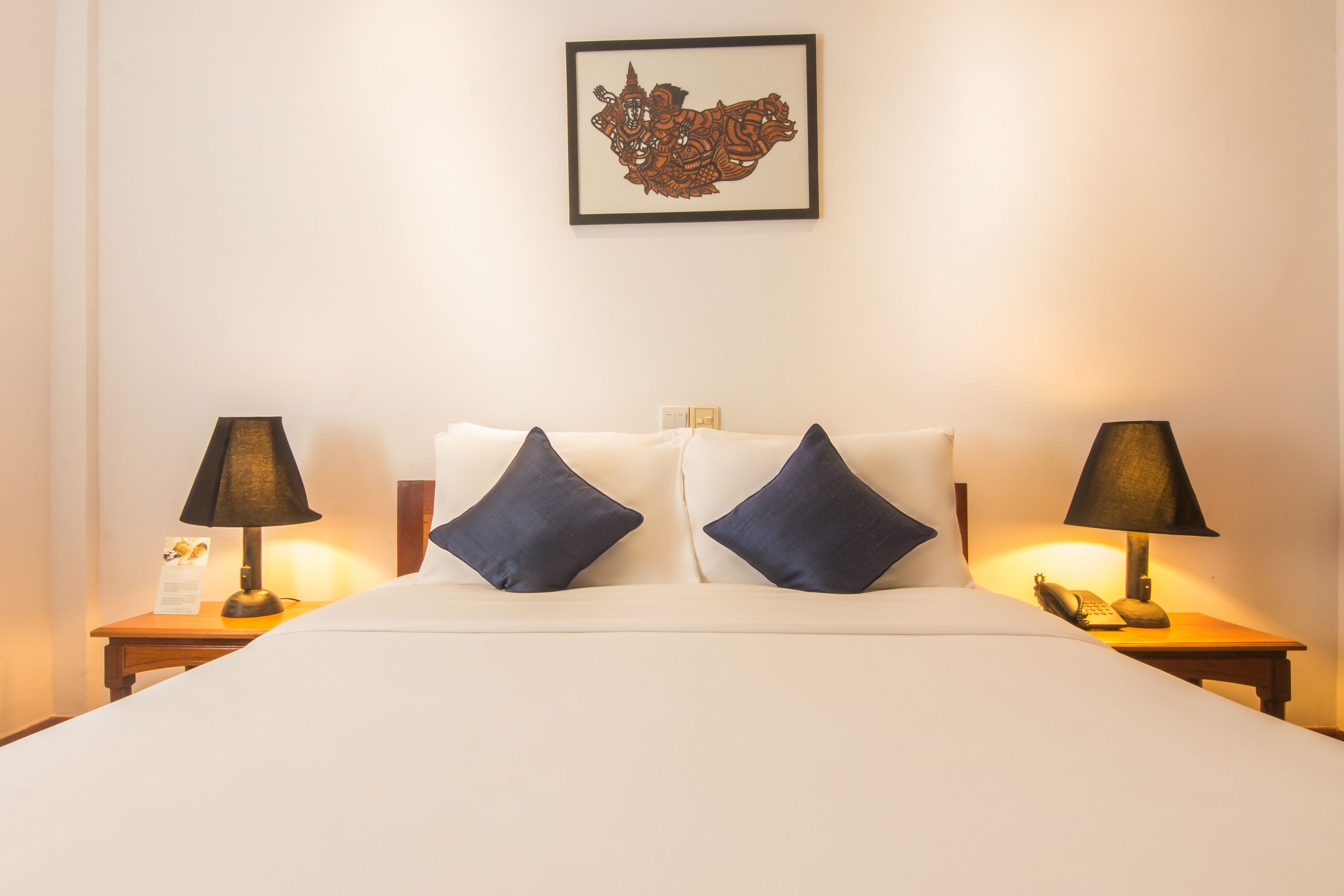 deluxe double room, balcony | minibar, in-room safe, desk, rollaway beds