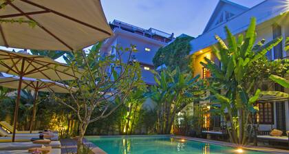 Apsara Centrepole Hotel