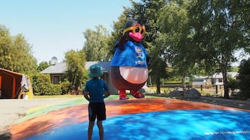 Children’s play area – outdoor