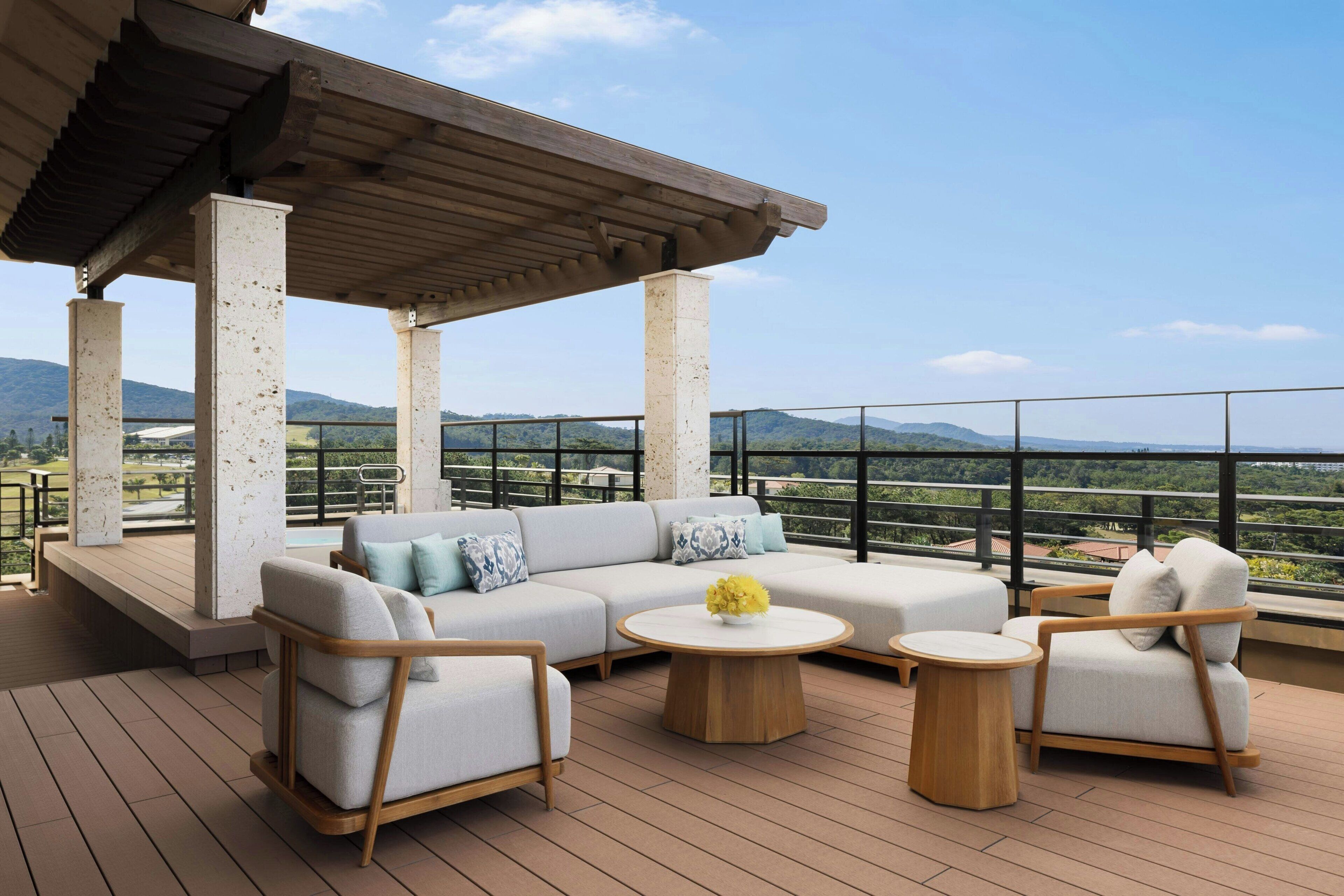 club suite, 2 bedrooms, non smoking | 1 bedroom, premium bedding, minibar, in-room safe