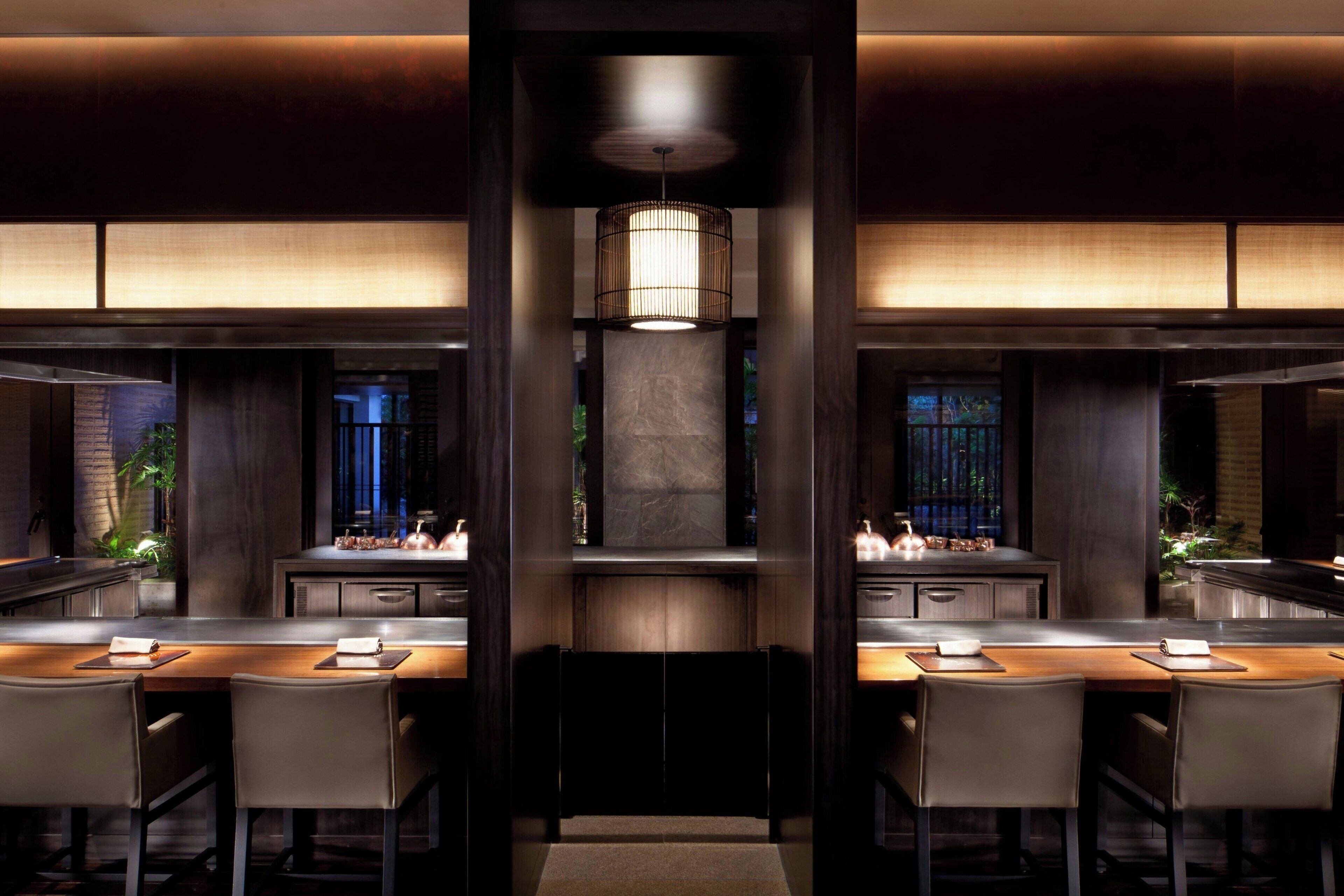 3 restaurants, breakfast, lunch, dinner served; italian cuisine