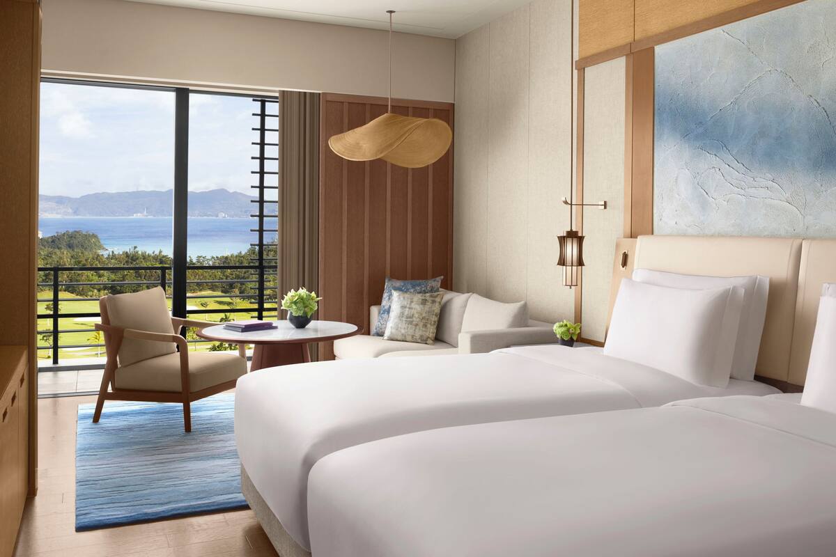 Phòng Deluxe, 2 giường đôi, ban công, quang cảnh biển | 1 phòng ngủ, bộ đồ giường cao cấp, minibar, két bảo mật tại phòng