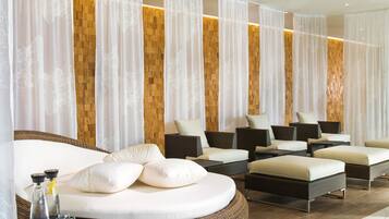 Behandlingsrom for par, badstue, boblebad, dampbad og kroppsbehandlinger