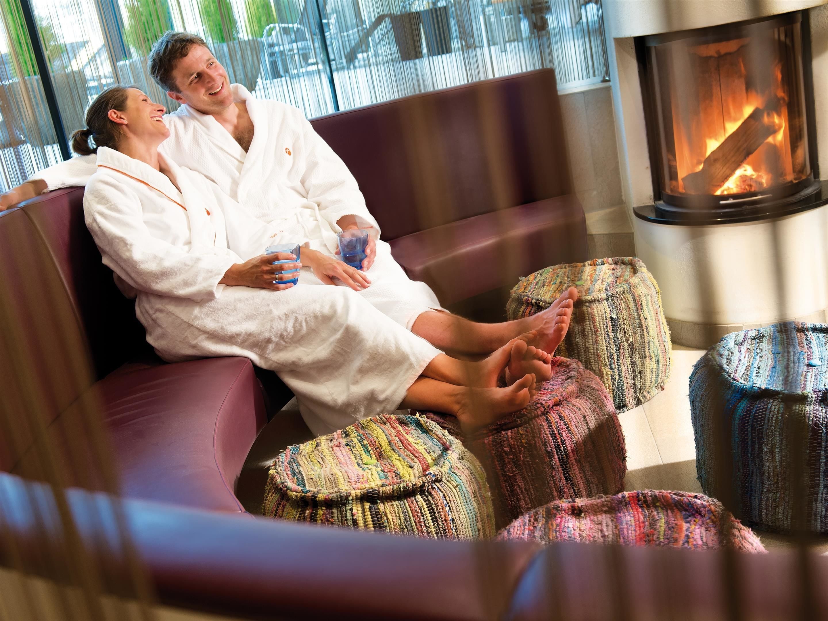 couples treatment room(s), sauna, hot tub, steam room, body treatments
