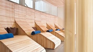 Behandlungsräume für Paare, Sauna, Whirlpool, Dampfbad