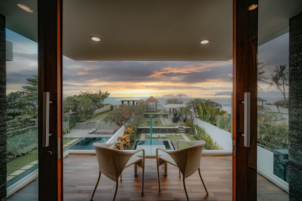 Three Bedroom Beachfront villa # 8 | Vista desde la propiedad