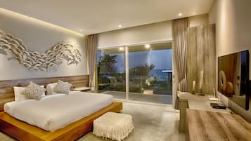 Three Bedroom Beachfront villa # 7 | 3 kamar tidur, bantalan ekstra lembut, dan brankas