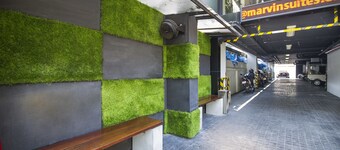 Marvin Suites Hotel