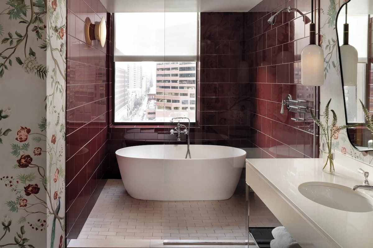 Premium Room, 1 King Bed, Corner (Spa)