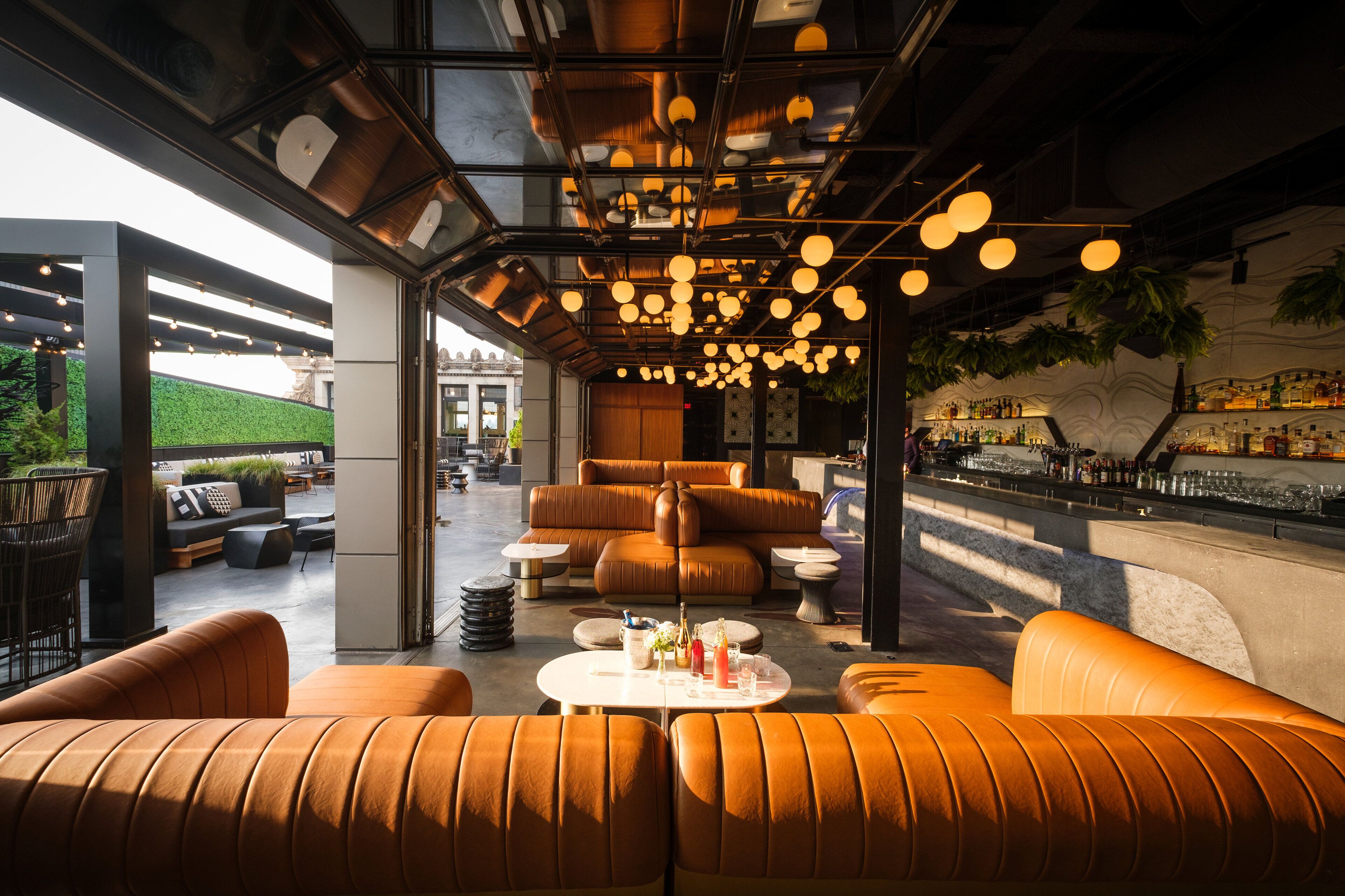 breakfast, lunch, dinner served; american cuisine