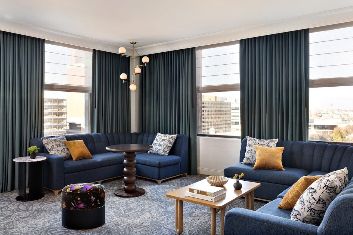 Suite, 1 Bedroom, Corner