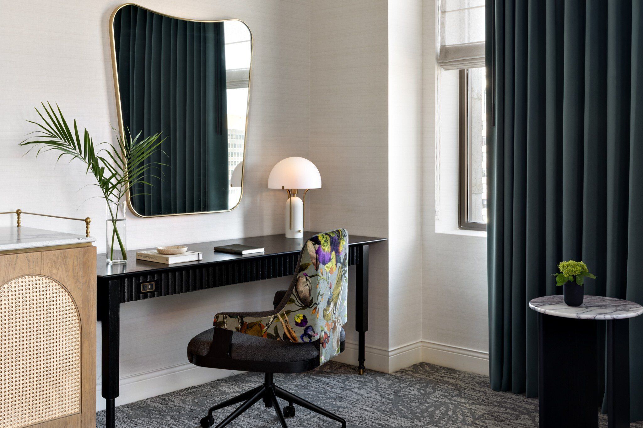 Frette Italian sheets, premium bedding, down comforters, minibar