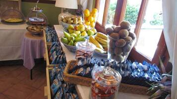 Petit déjeuner buffet compris tous les jours