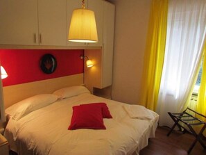 Egyptian cotton sheets, premium bedding, down duvets, in-room safe - Hotel Monterosso Alto (Monterosso al Mare)