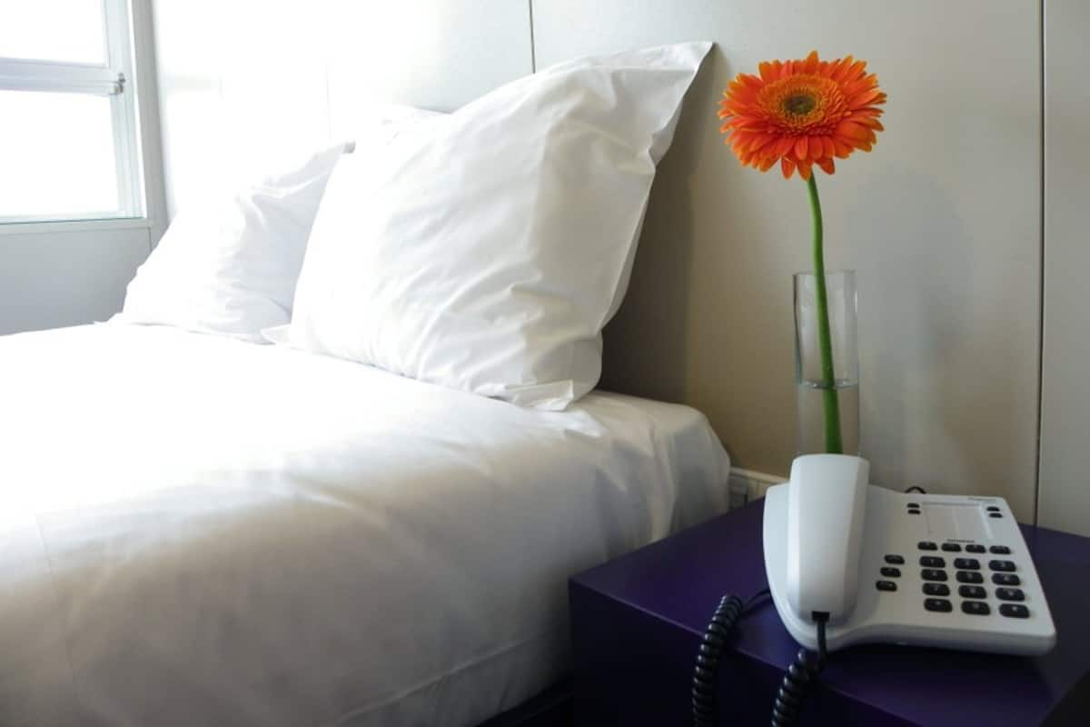 Superior Double or Twin Room | In-room safe, blackout drapes, soundproofing, cribs/infant beds