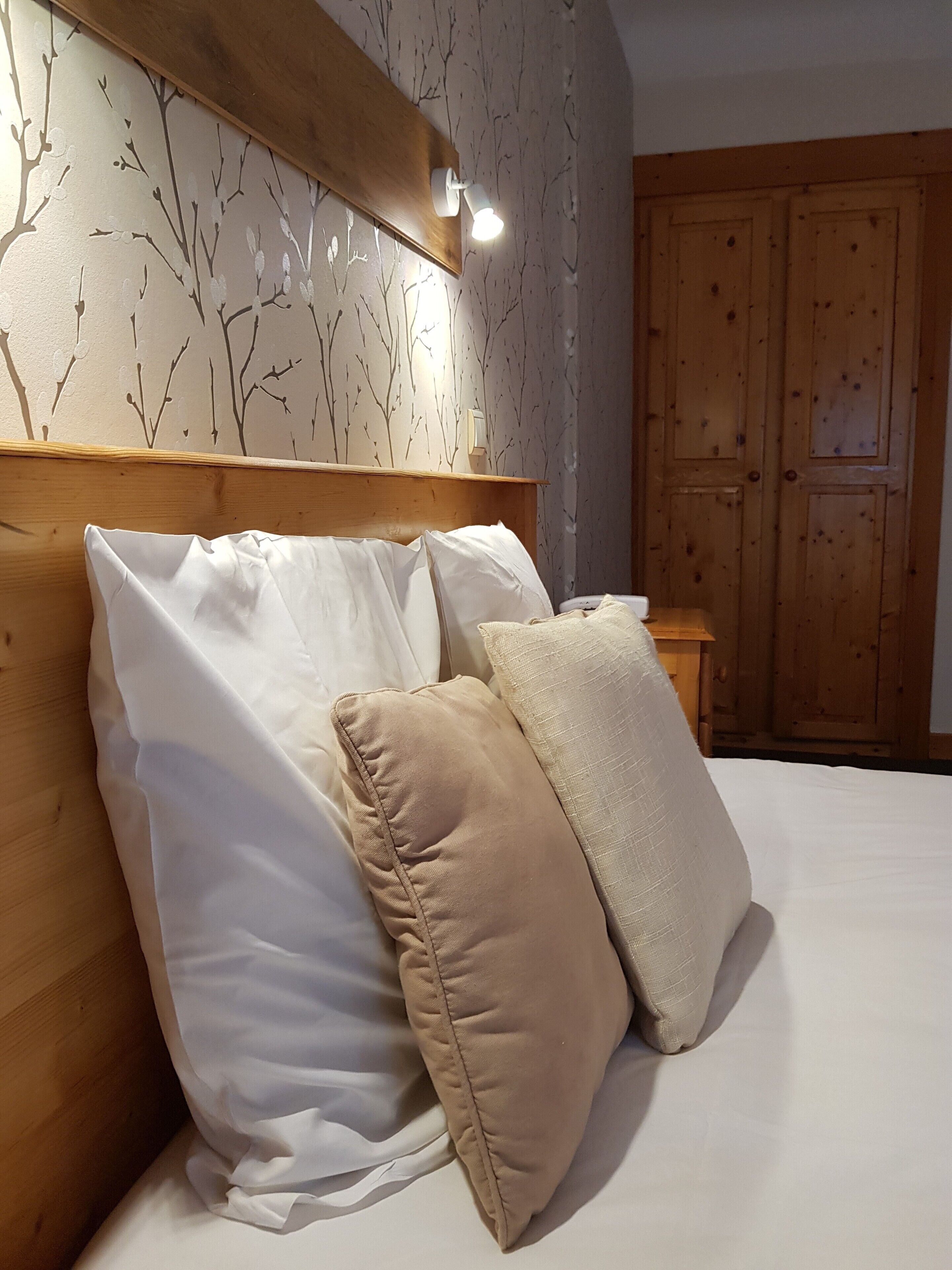 standard double room | 1 bedroom, select comfort beds, individually furnished