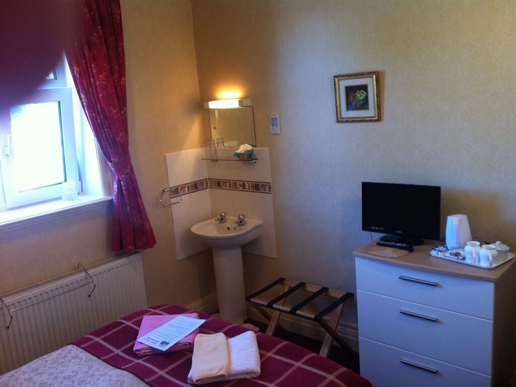 Photo - Midway Guest House