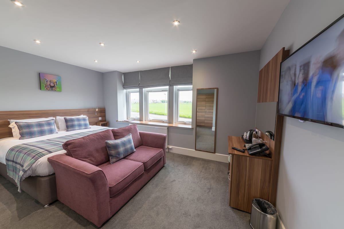 Deluxe Triple Room, Garden View | View from room