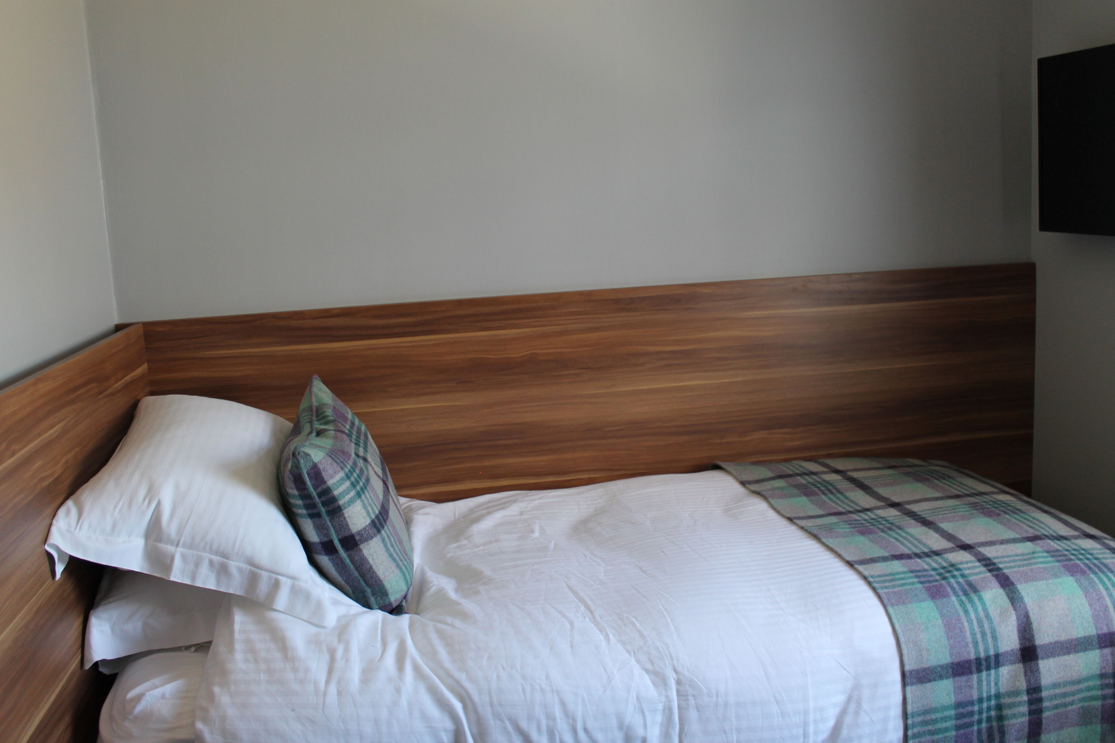 single room, 1 single bed | hypo-allergenic bedding, select comfort beds, desk, blackout curtains