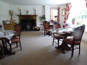 Free daily full breakfast 