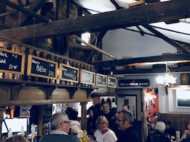 Bar (en el alojamiento)