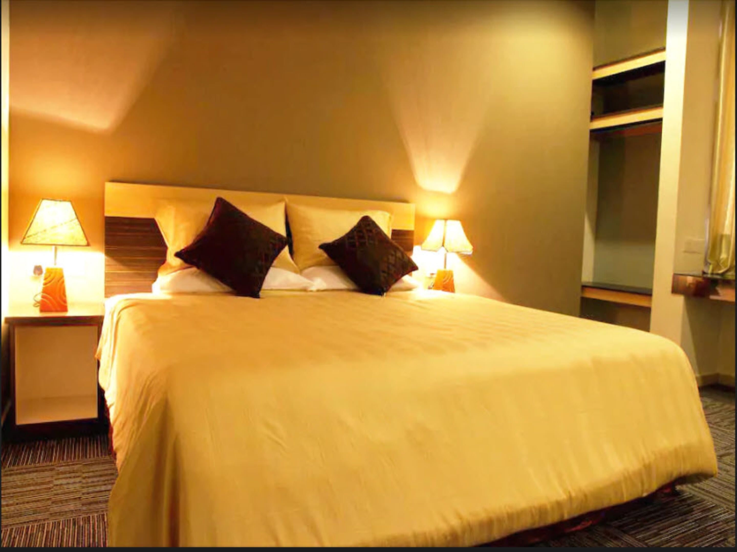 Photo - LEO Express Hotel