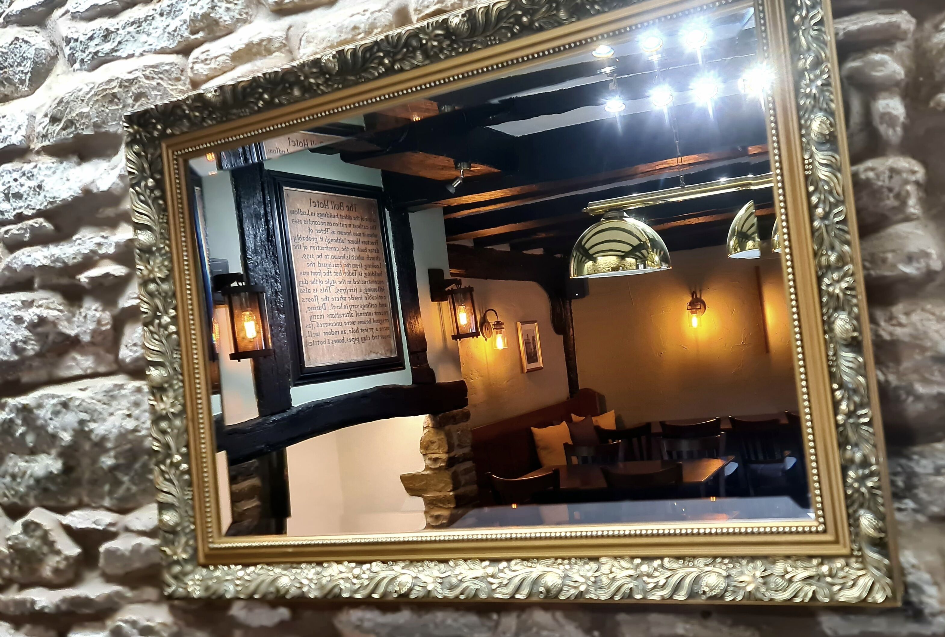 Bar (in der Unterkunft)