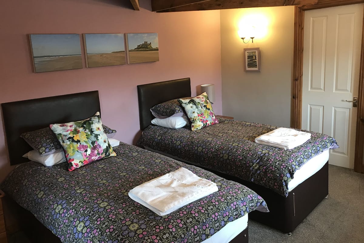 Camera con letto matrimoniale o 2 letti singoli | Wi-Fi gratuito, lenzuola