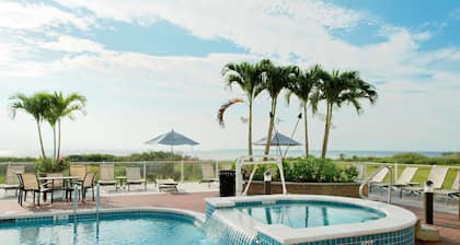 Hampton Inn & Suites Ocean City/Bayfront-Convention Center