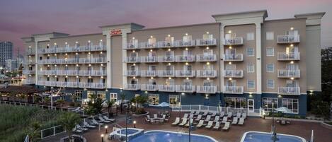 Indoor pool, seasonal outdoor pool