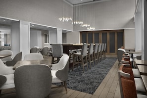 Free daily buffet breakfast - Hampton Inn & Suites Ocean City/Bayfront-Convention Center (Ocean City)