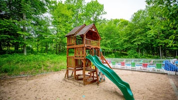 Children's play area - outdoor