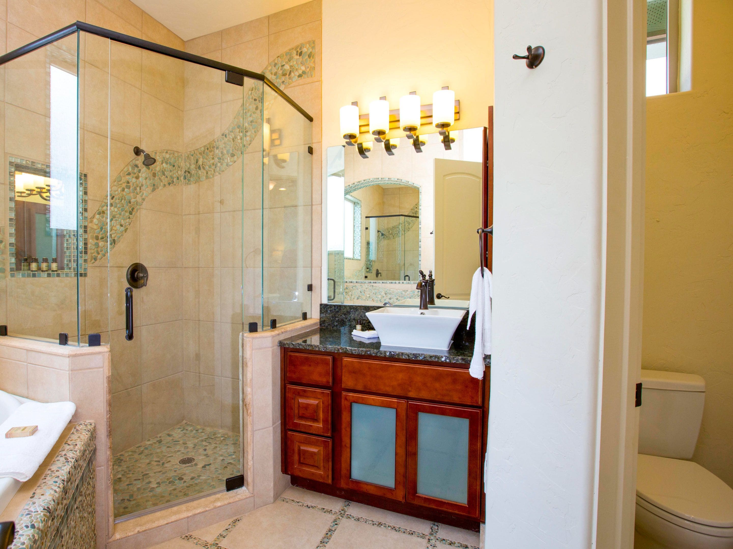 Loft, 2 Bedrooms (2 Bathroom) | Bathroom