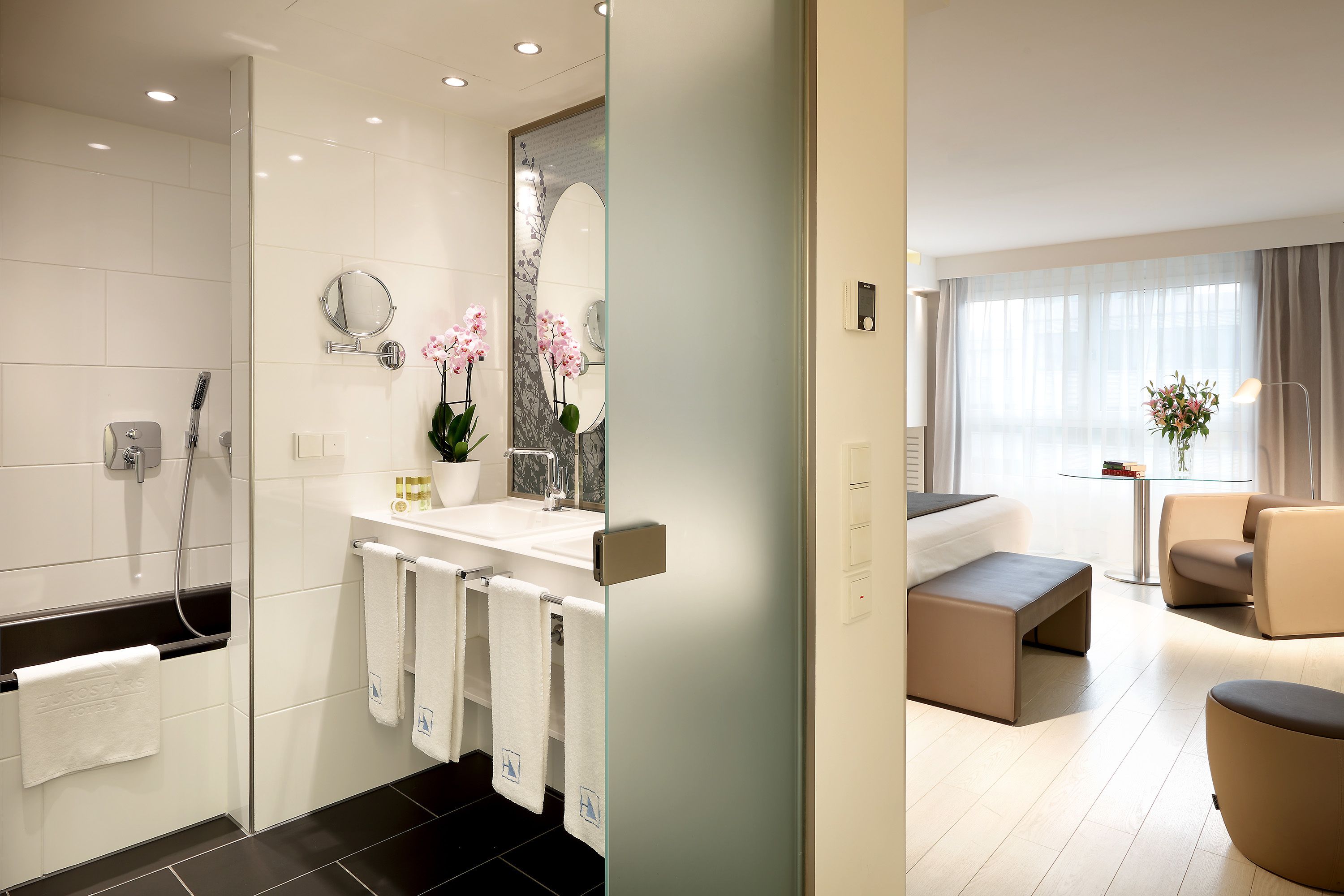 Photo - Eurostars Book Hotel