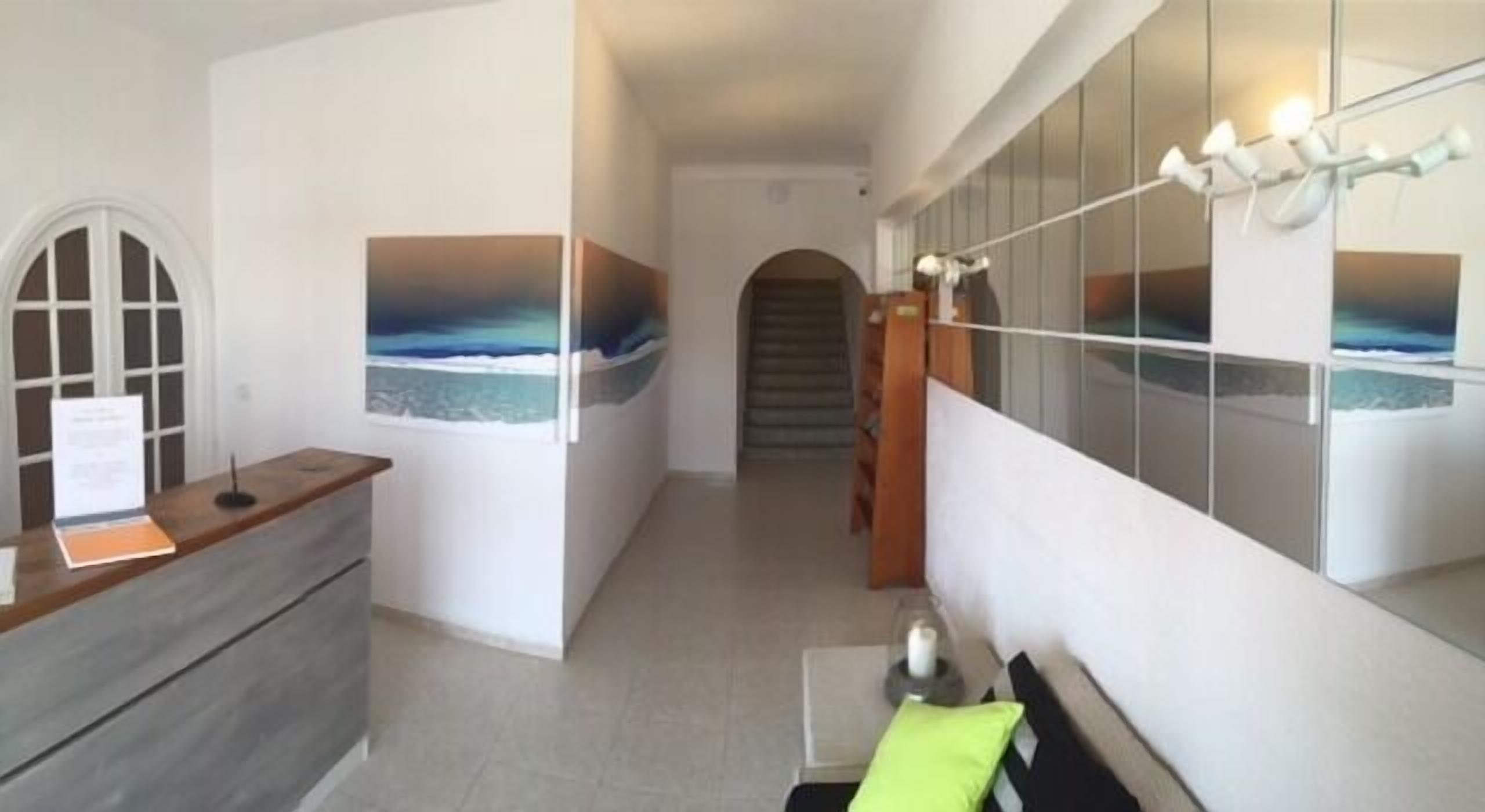 Foto - Hostal Los Pinos