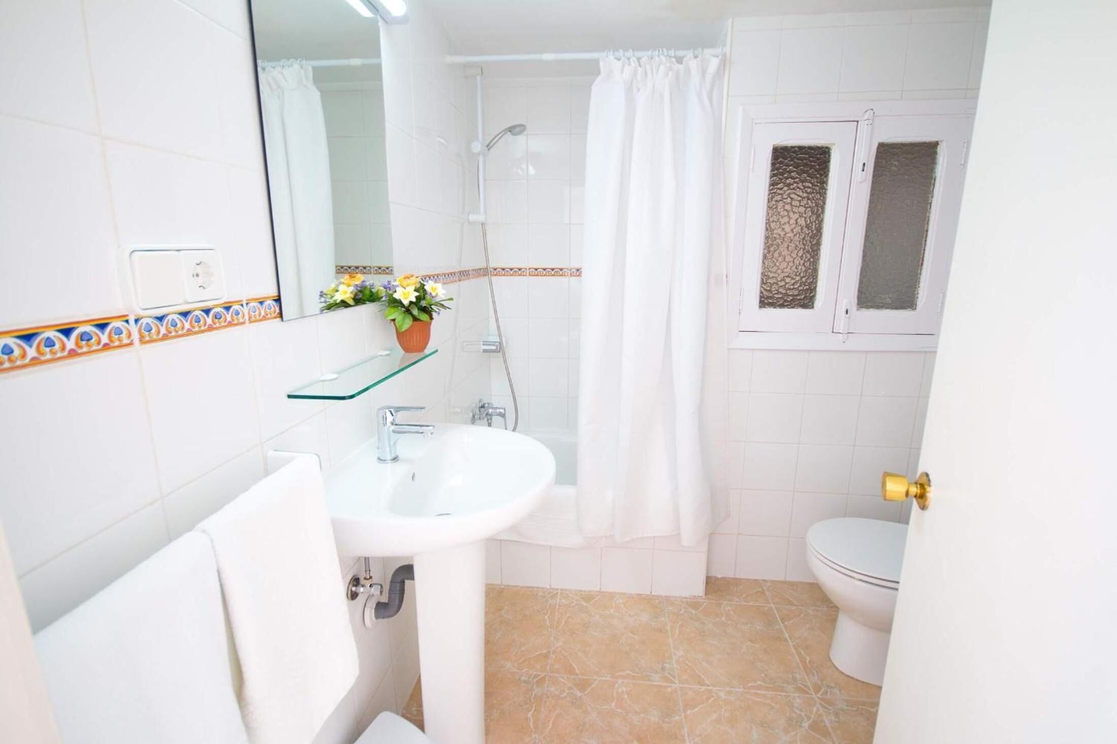 Foto - Hostal Los Pinos