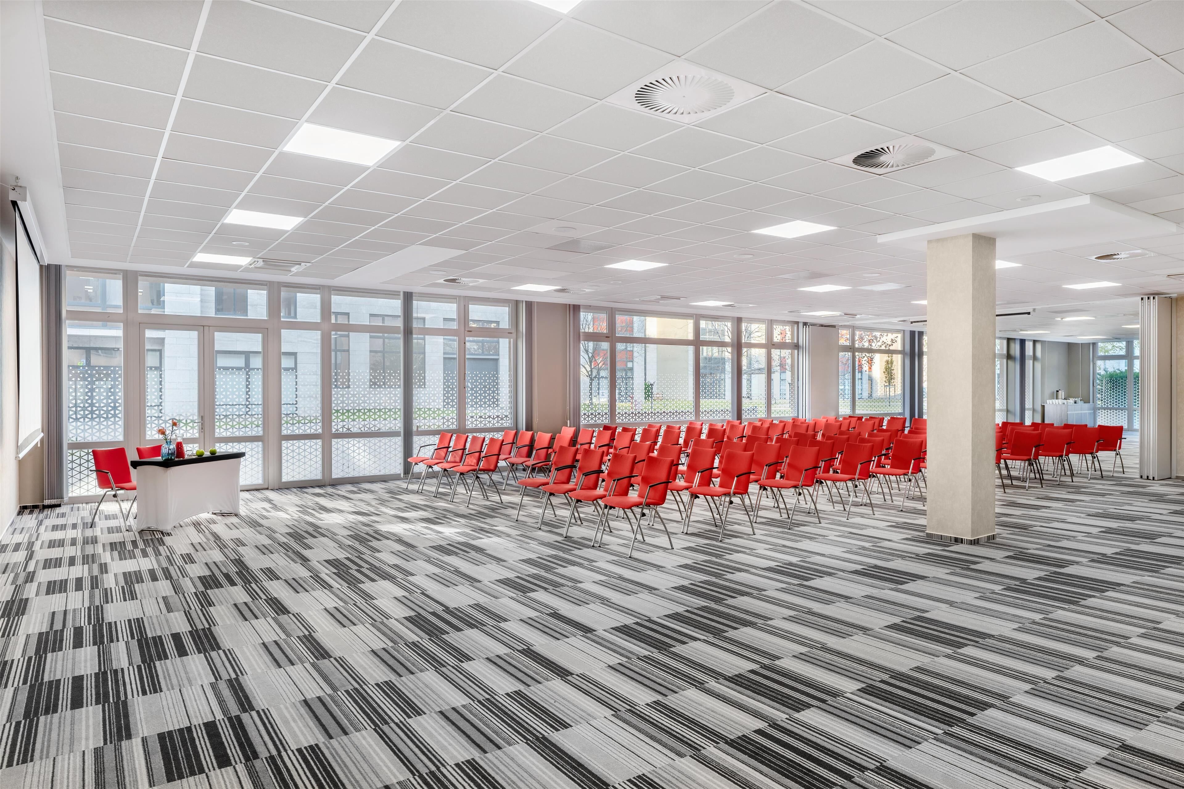 Photo - Park Inn By Radisson Budapest