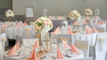Innenbereich für Hochzeiten