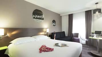 Double Room, 1 Double Bed with Sofa bed (Privilege)