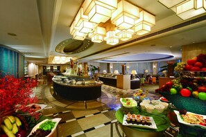 Buffet déjeuner gratuit